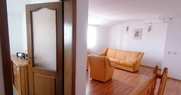 Apartament cu 4 camere decomandate - Zona Obcini