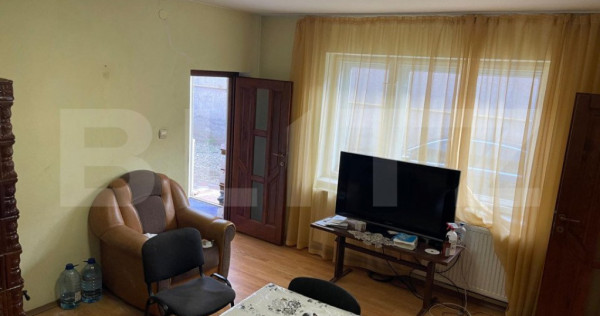 Casa de vanzare in suprafat utila de 100 mp si 1400 mp teren