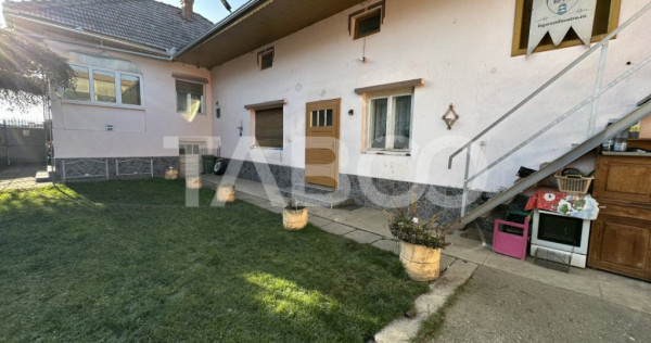 Casa de vanzare 3 camere 105 mpu teren liber 498 mp si garaj