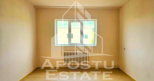 Apartament cu 2 camere, in Micalaca, Arad.