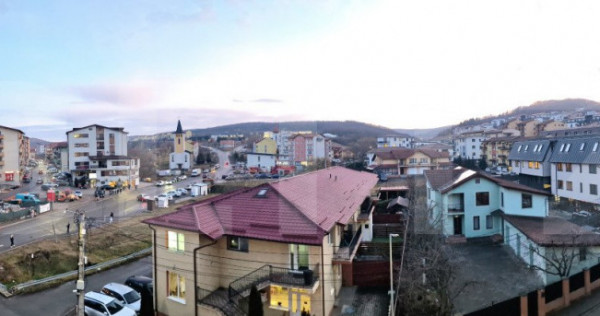 Apartament cu 3 camere, 65mp, parcare inclusa, intermediar,