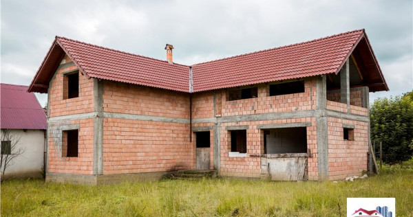 Casa de Zona Batos cu Oportunitati Maxime de Dezvoltare