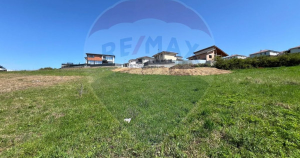 Teren Dezmir, parcelă de 500 mp, casă individuală