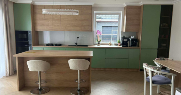 Casa individuala 195mp+2000mp teren, zona Volovat, Radauti