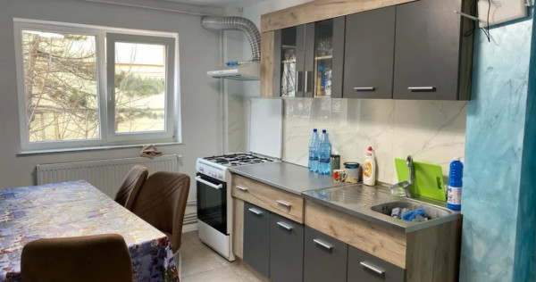 Apartament cu 2 camere etaj 1 Zona Zamca