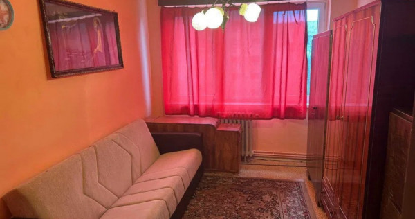 Apartament 3 camere decomandat zona Mihai Viteazu