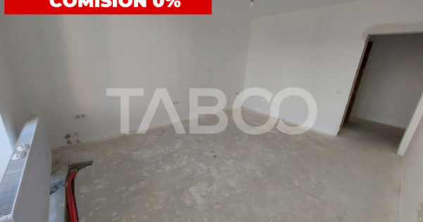 Garsoniera decomandata de vanzare 47 mpu balcon loc parcare