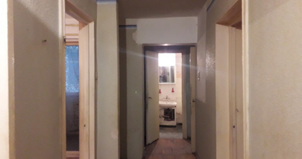 Apartament cu 2 camere decomandate Zona George Enescu