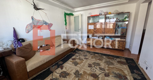 Apartament cu 2 camere semidecomandat in zona Girocului