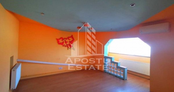 Apartament cu 3 camere, decomandat, 2 balcoane, 2 bai,eta...