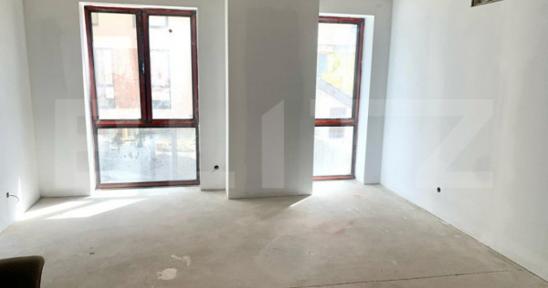 Apartament cu 3 camere, 87 mp, semifinisat, zonă ultracentr