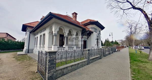 Vila Magnifica Tecuci - Splendoare Arhitecturală și Lux...