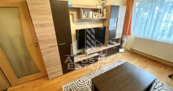 Apartament 2 camere , decomandat, zona Circumvalatiunii