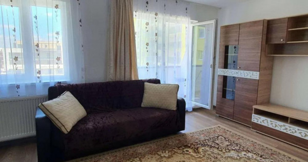 Apartament cu 2 camere, decomandat - zona Tractorul.