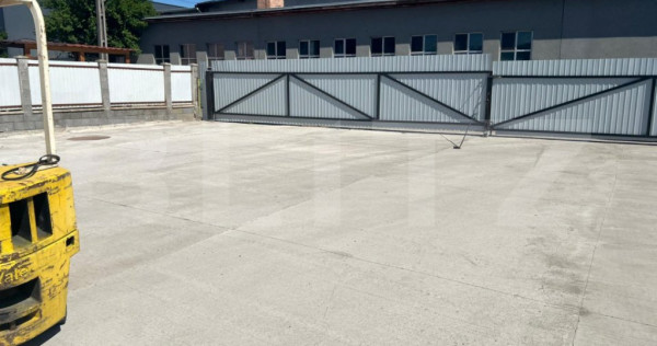 Casă cu teren de vanzare, 2 camere, 1700 mp