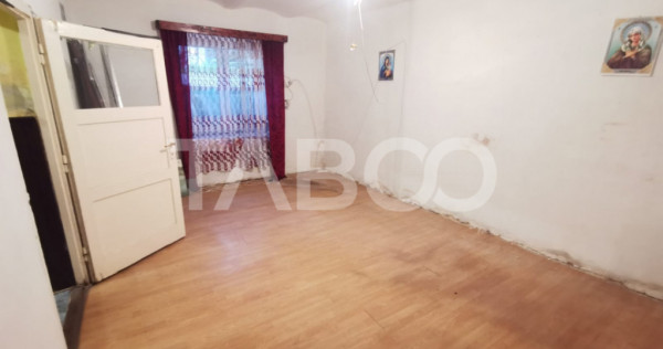 Apartament de vanzare cu 2 camere in zona Centrul Istoric di