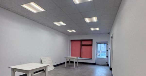 Spatiu comercial Central, Vicovu de Sus (Bivolaria)