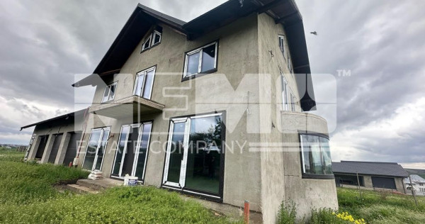 CASĂ LA GRI DE VÂNZARE ÎN MOARA NICA, SUCEAVA | 190.00...