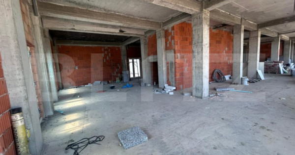 Spatiu comercial nou, open space, 115 mp, zona Selgros