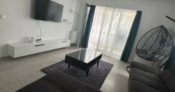 Apartament cu 3 camere, decomandat - zona Avantgarden