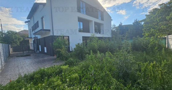 Vila lux 4 camere (179mp totali) - Iuliu Maniu/sector 6