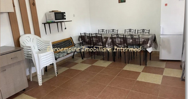 De inchiriat vila cu 7 camere, zona Mamaia Nord
