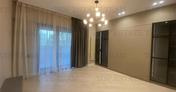 Apartament 3 camere, zona Rex Mamaia, Constanta
