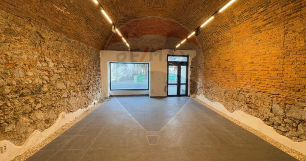 De închiriat Spațiu Comercial în Baia Sprie