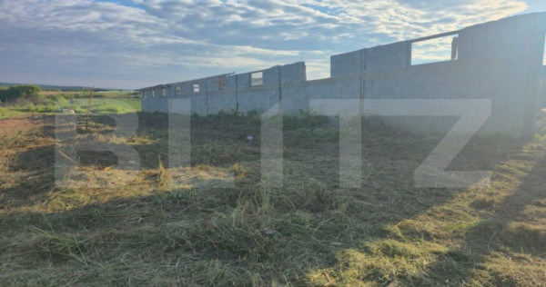 Teren intravilan cu constructie din caramida in Cheriu langa