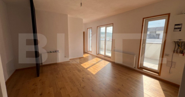 Penthouse de vanzare, cu 2 camere, 47 mp, parcare subterana,