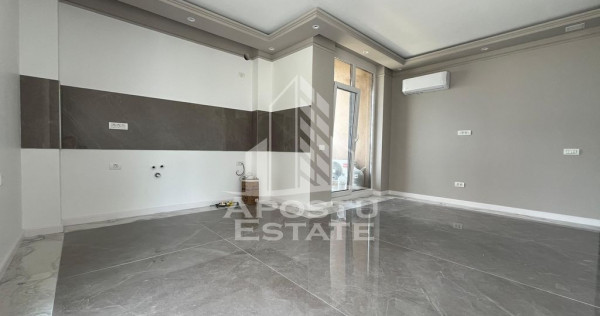 Apartament cu 3 camere open space Torontalului