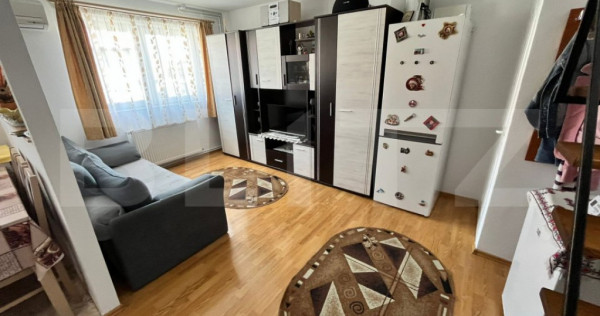 Apartament de vânzare, cu 3 camere, 63 mp, zona hipodrom 4