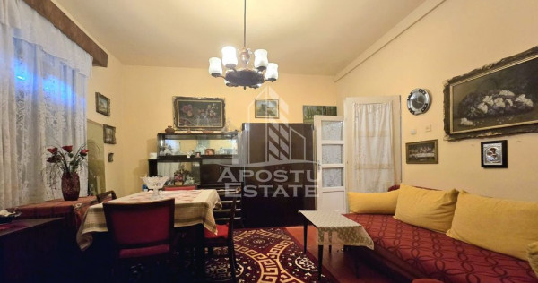 Casa individuala 3 camere, teren 678 mp Parneava