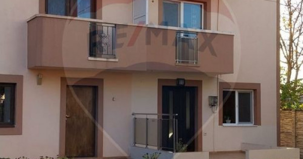 Casă / Vilă cu 5 camere de vânzare în zona Brestei