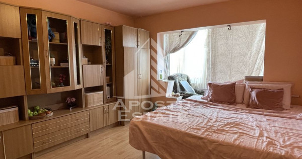Apartament cu o camera Intrarea Peru Steaua etaj 2