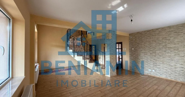 Casa P+M 224mp si teren 1000mp-Romanesti pe principala-20...