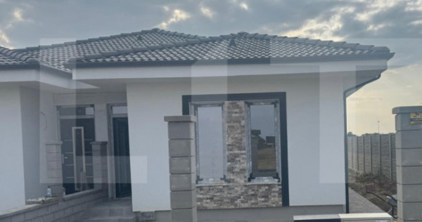 Duplex de vanzare, cu 3 camere, 79 mp, Urseni