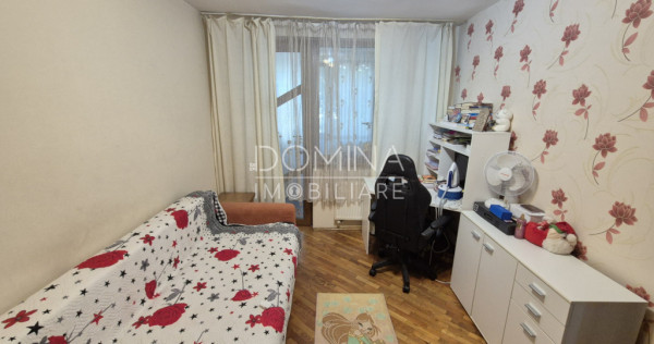 Apartament 2 camere, et.1, zona 8 Mai
