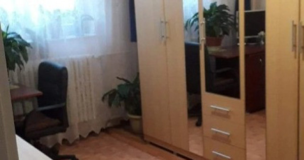 1 camera in zona Buziasului