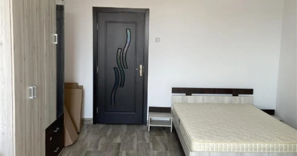 1 camera in zona Girocului