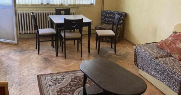 1 camera in zona Stadion