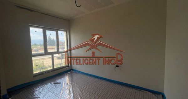 Studio modern de vânzare, 36mp utili + terasă spațioas...