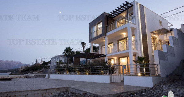 Vila de in Tivat Muntenegru