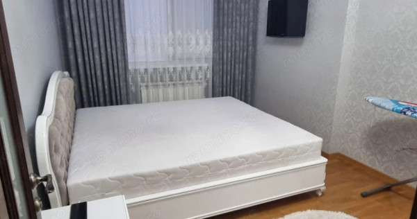 3 camere in zona Dambovita