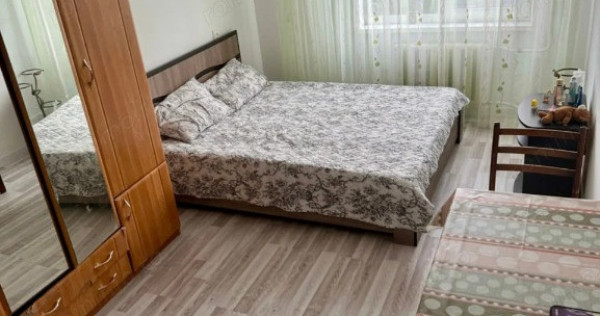 1 camera in zona Medicinei