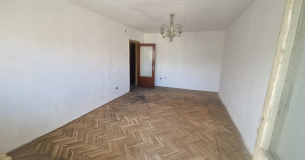 CENTRAL- 2 CAMERE DECOMANDAT,ETAJ 2, DE RENOVAT