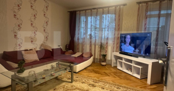 Apartament 3 camere, 107 mp, semicentral, balcon, 2 băi, sp