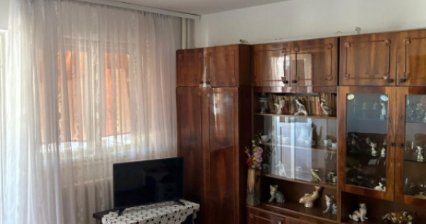 Apartament 3 camere zona Tomis Nord-Campus, Constanta