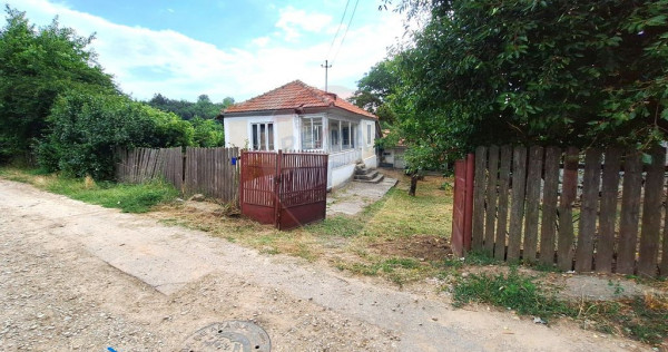 Casă / Vilă cu 2 camere de vânzare