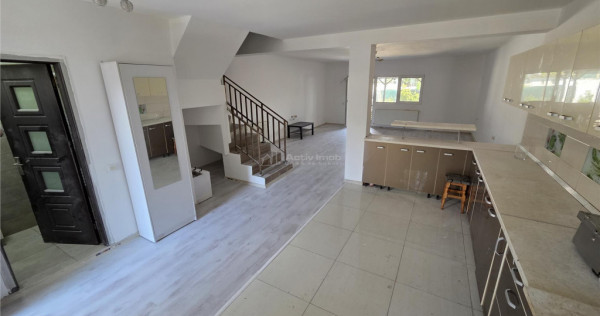 Casa 4 camere Cornetu